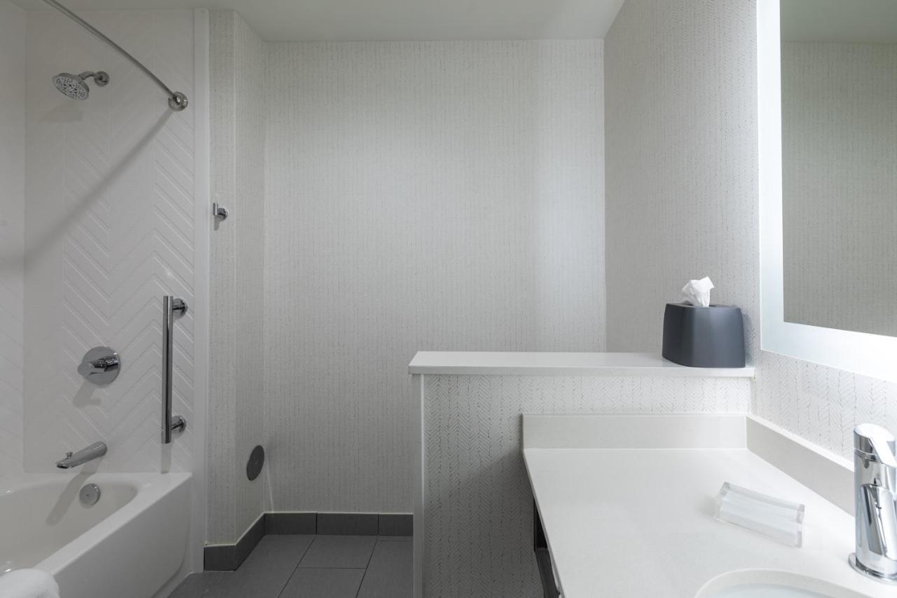 Holiday Inn Greenville - Woodruff Road By Ihg Zewnętrze zdjęcie