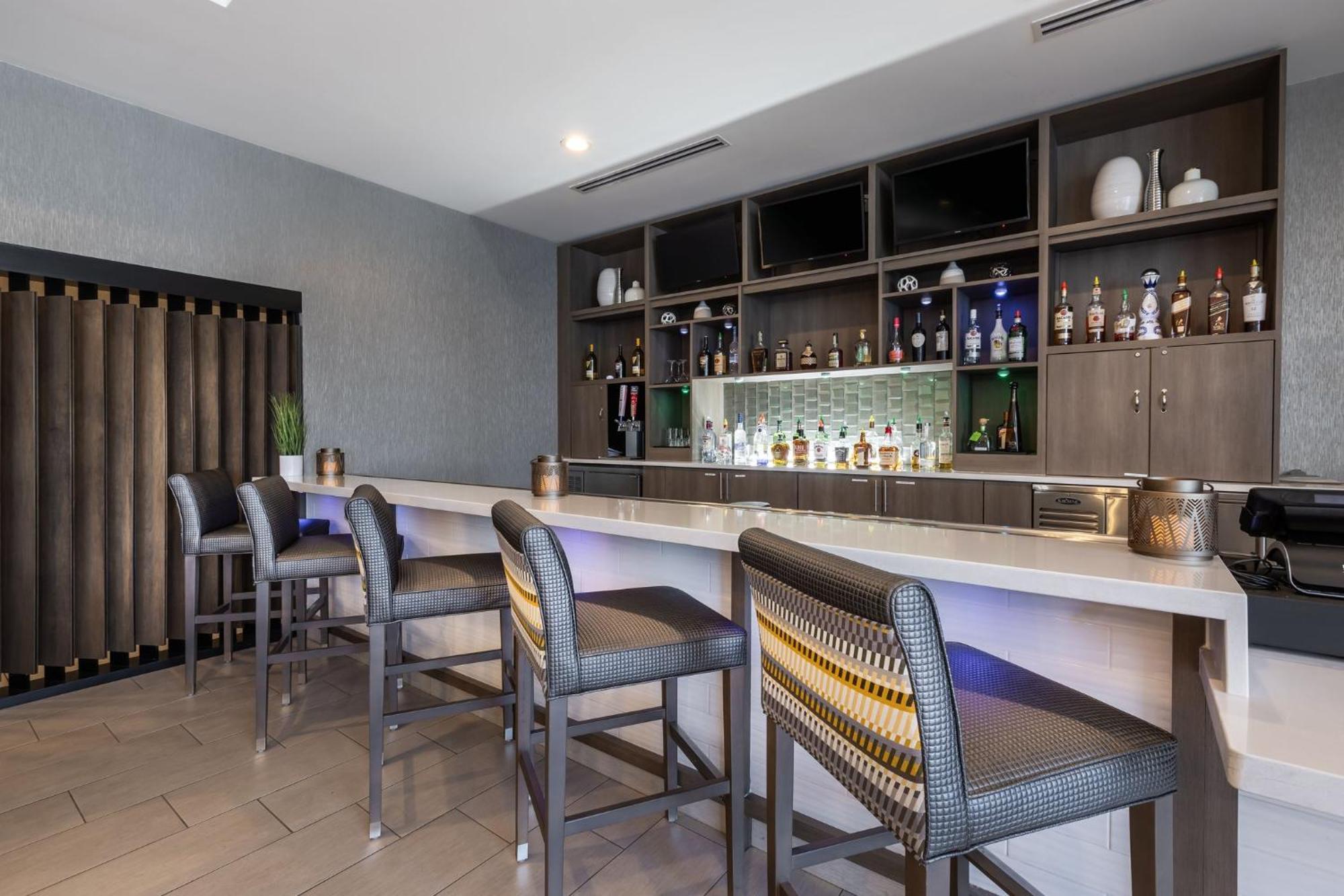 Holiday Inn Greenville - Woodruff Road By Ihg Zewnętrze zdjęcie
